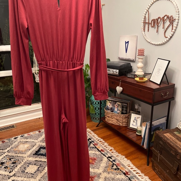 Pink Lily Jumpsuit - Picture 3 of 4